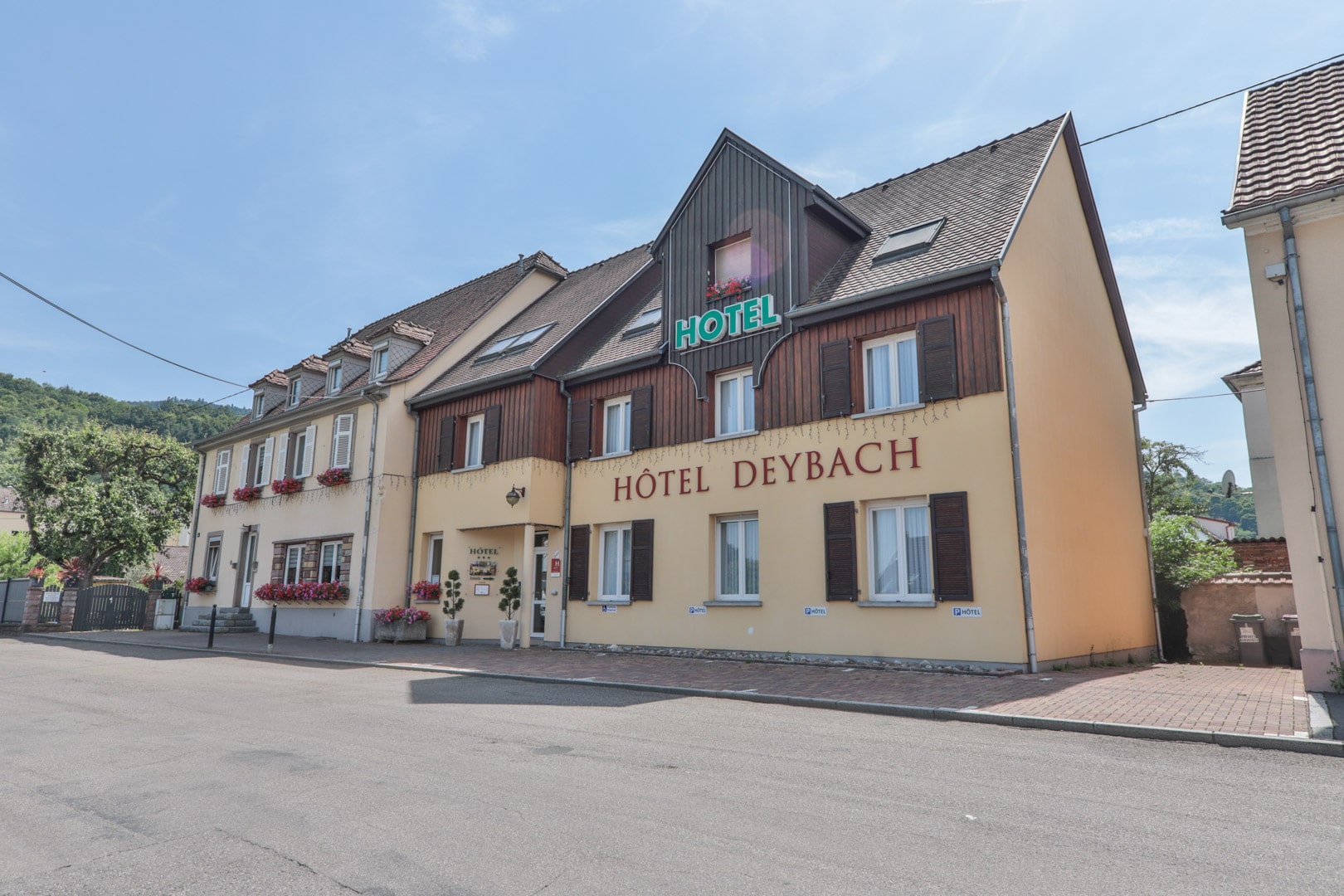 HOTELDEYBACH1 Copyright Office de Tourisme de la Vallee de Munster - OUVERT !!